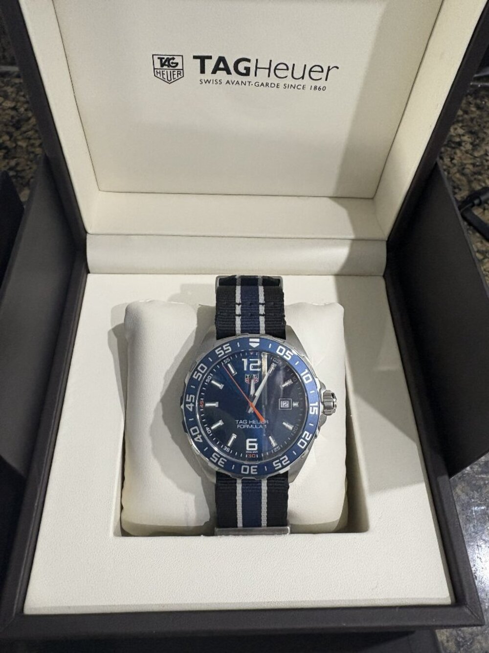 TAG Heuer Formula 1 Quartz Watch - Picture 2 of 12